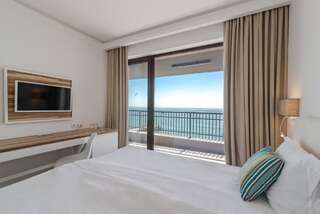 Курортные отели Nympha Hotel, Riviera Holiday Club - All Inclusive Золотые Пески Апартаменты с 1 спальней и видом на море-2